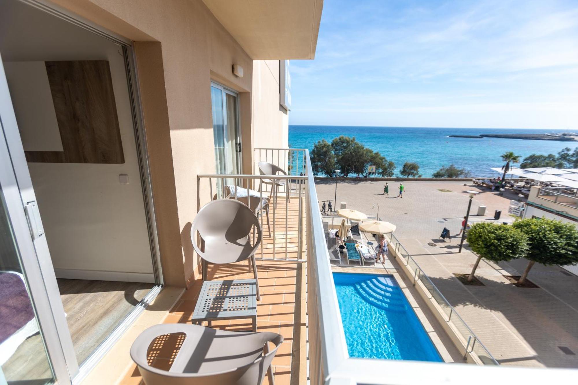 Hotel Brisa Marina (Adults Only) S'Illot  Exterior photo